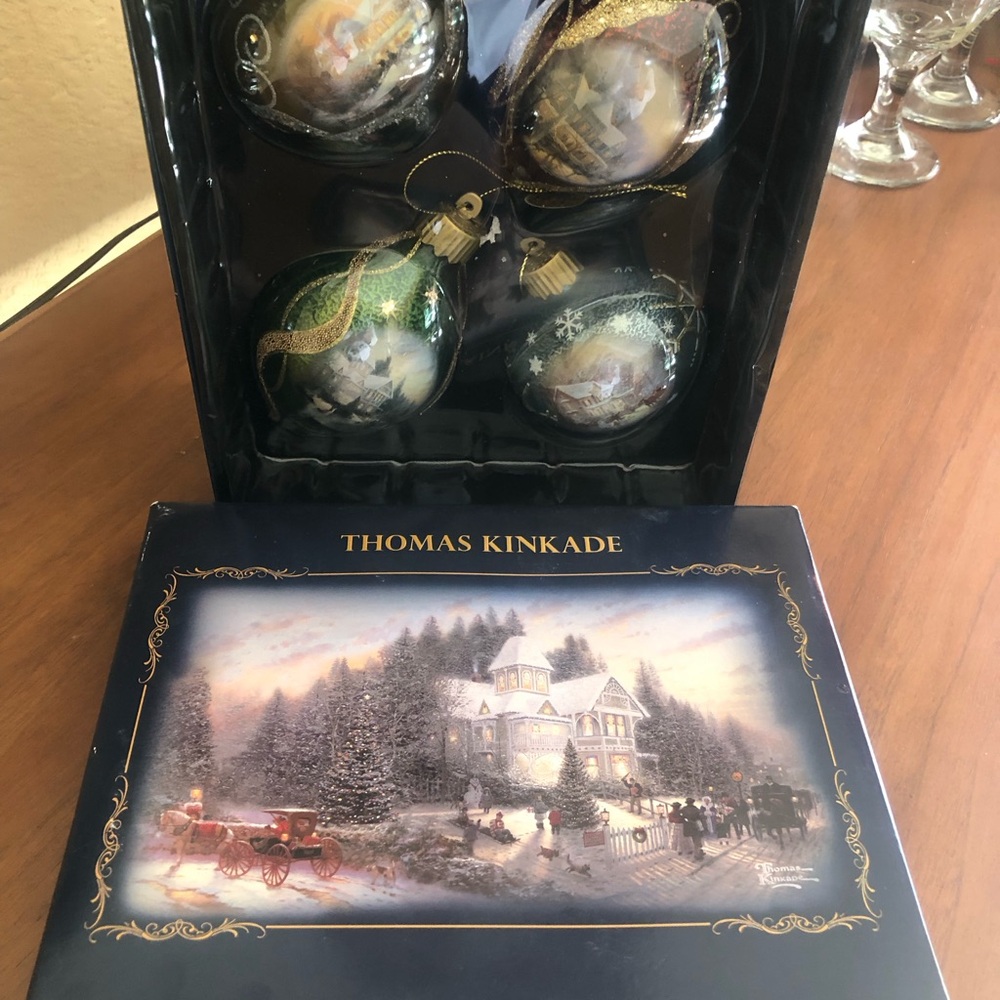 Thomas Kinkade Light Up Luminary Glass Ornament Set NWOT